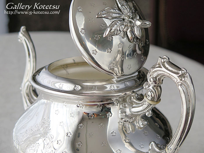 AeB[NVo[eB[|bg antique silver teapot