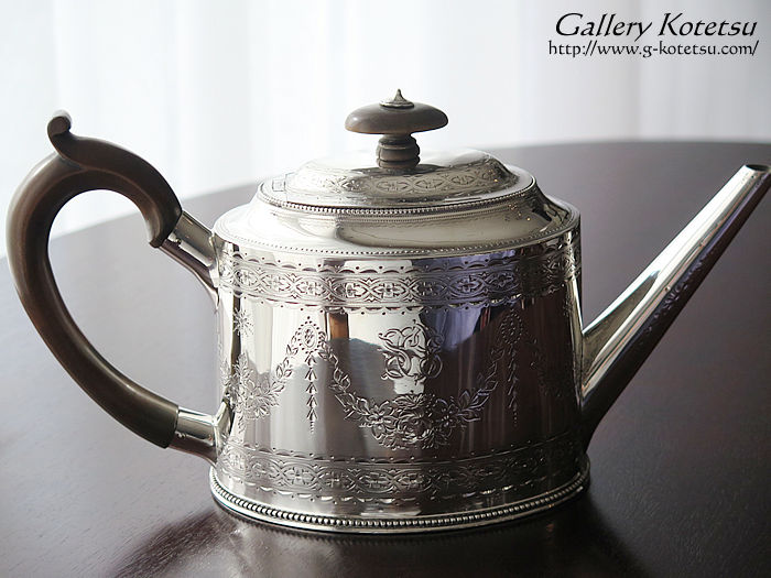 AeB[NVo[@eB[|bg antique silver teapot