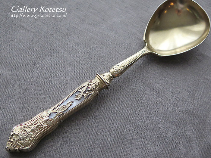 Vo[T[BOXv[ antique silver spoon