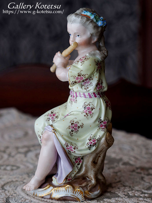 meissen figure }CZ