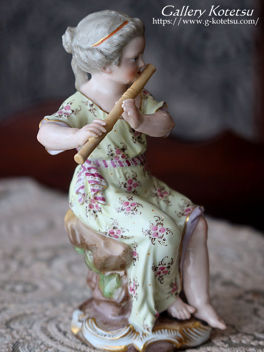 meissen figure }CZ