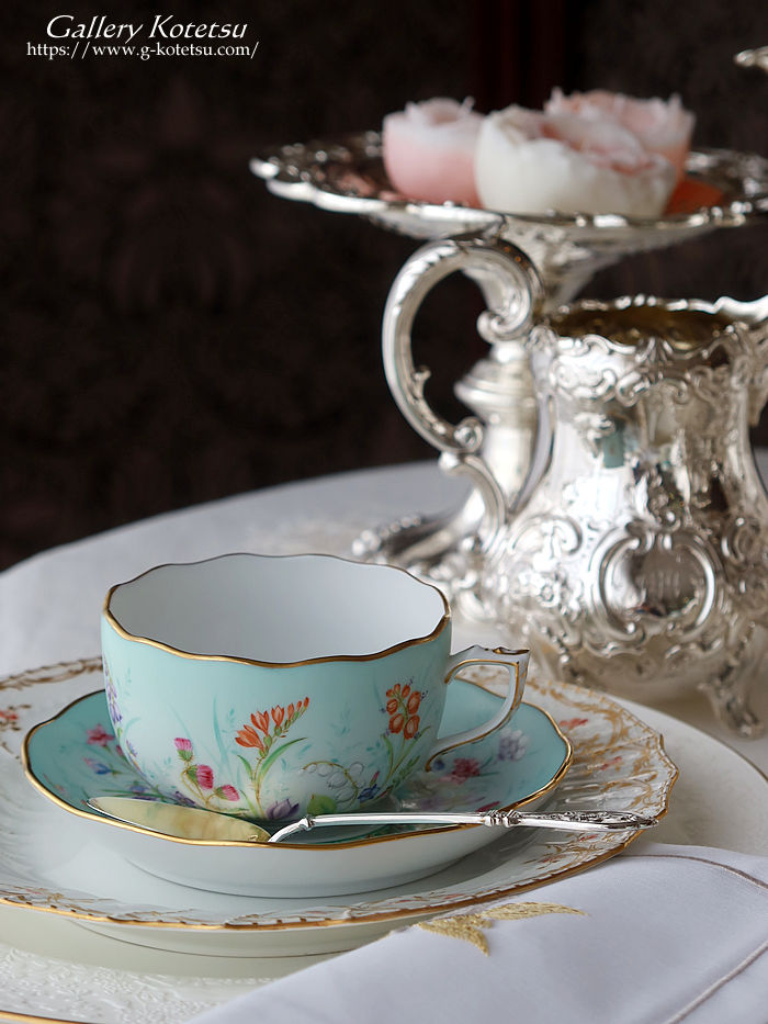Herennd four seasons cup&saucer