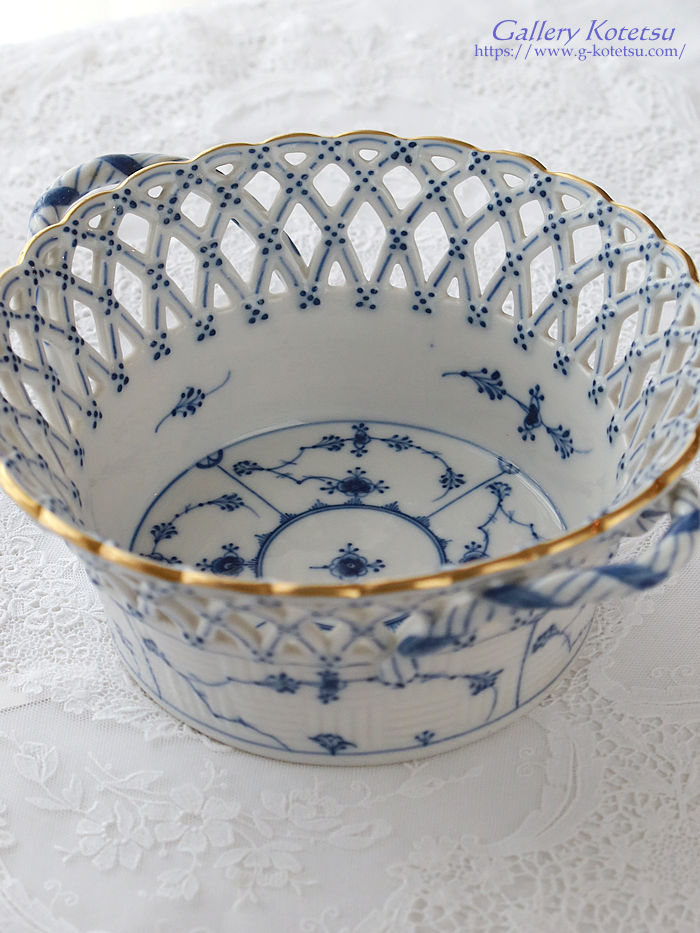 ���C�����R�y���n�[�Q�� royal copenhargen basket