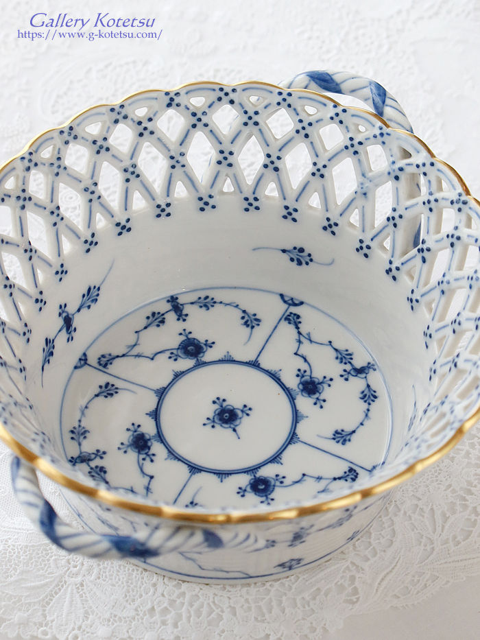 ���C�����R�y���n�[�Q�� royal copenhargen basket
