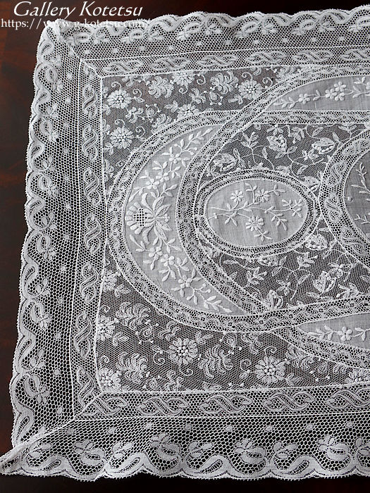 antique lace アンティークレース