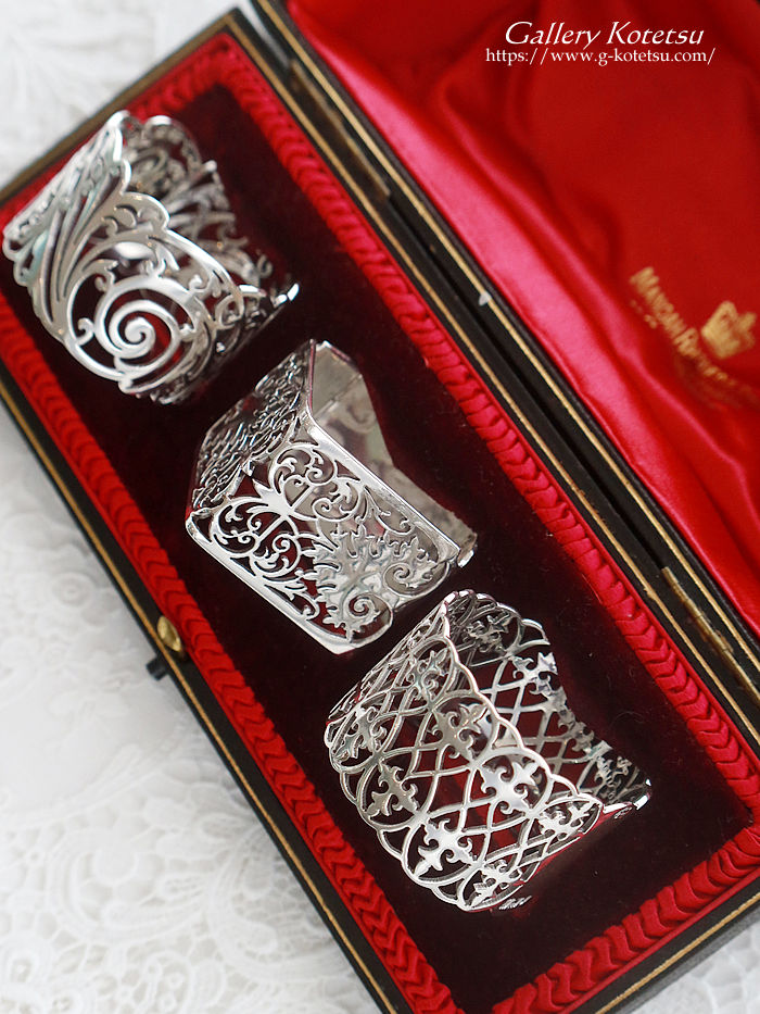 �V���o�[�i�v�L�������O antique silver napkinring
