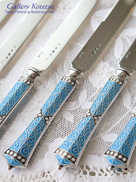 Gio^[iCt antique silver enamel butter knife