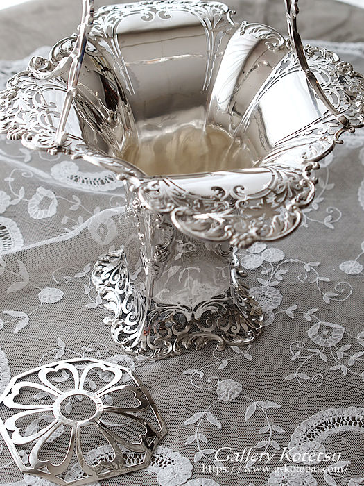 antique silver basket AeB[NVo[@oXPbg