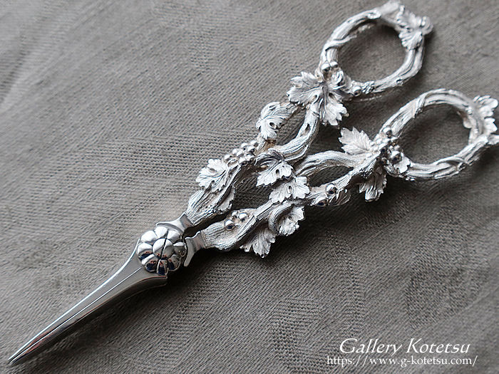 antique silver grape scissors アンティークシルバー　グレープシザーズ
