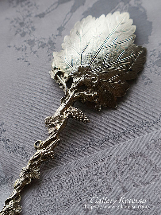 AeB[NVo[@Xv[ antique silver spoon