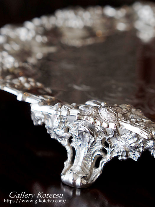 AeB[NVo[@T@ antique silver salver