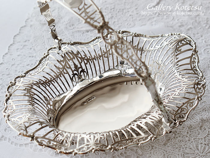 antique silver basket AeB[NVo[@oXPbg