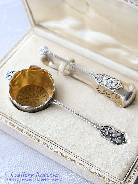 AeB[NVo[@Xv[ antique silver spoon