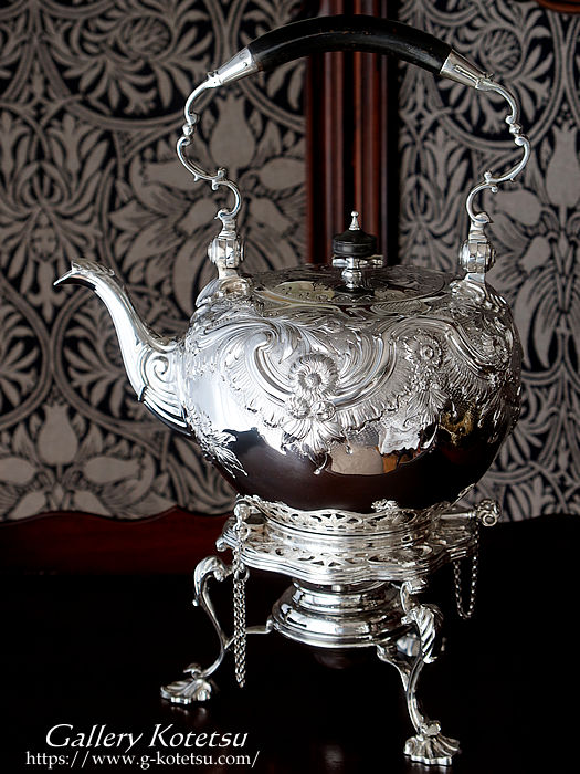 AeB[NVo[@eB[Pg antique silver tea kettle