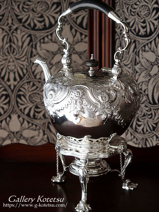 AeB[NVo[@eB[Pg antique silver tea kettle