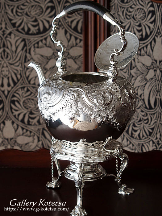 AeB[NVo[@eB[Pg antique silver tea kettle