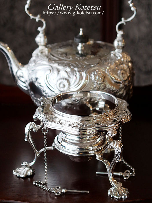 AeB[NVo[@eB[Pg antique silver tea kettle