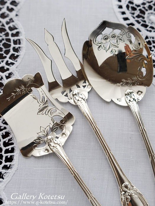 t`Vo[@T[BOZbg@antique silver serving set