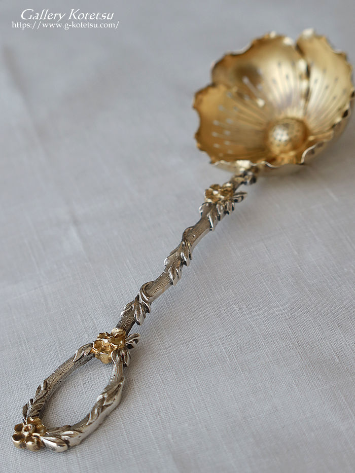 AeB[NVo[@antique silver french silver