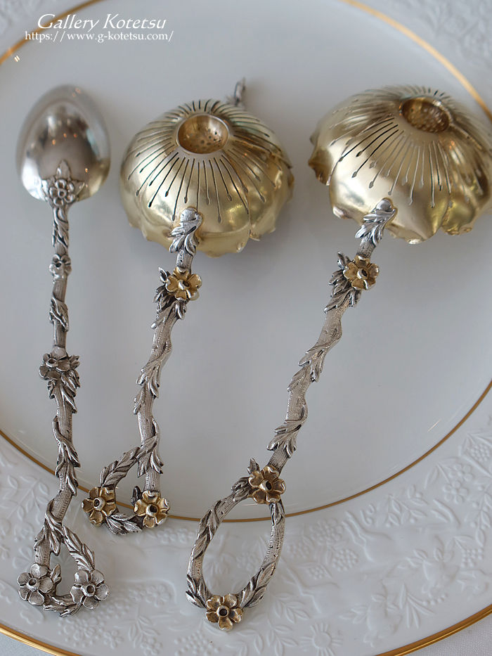 AeB[NVo[@antique silver french silver