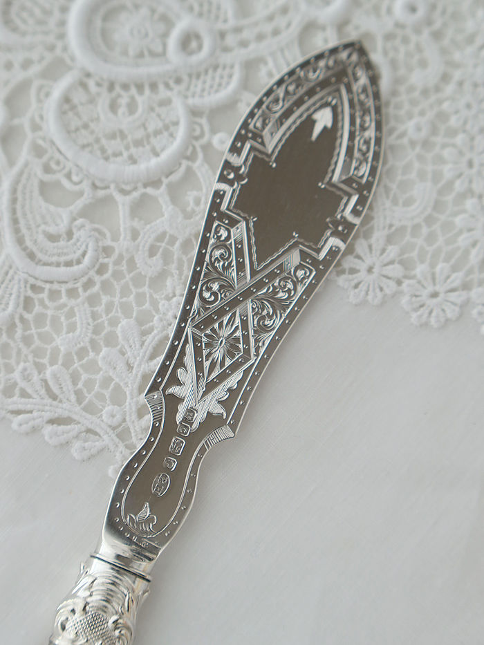 AeB[NVo[@o^[iCt antique silver butter knife