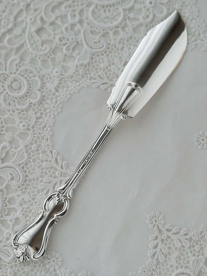 AeB[NVo[@o^[iCt antique silver butter knife
