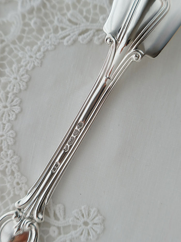 AeB[NVo[@o^[iCt antique silver butter knife