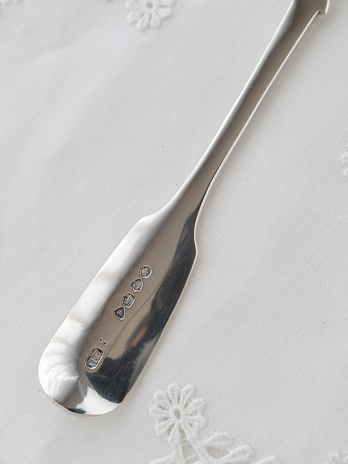 AeB[NVo[@o^[iCt antique silver butter knife
