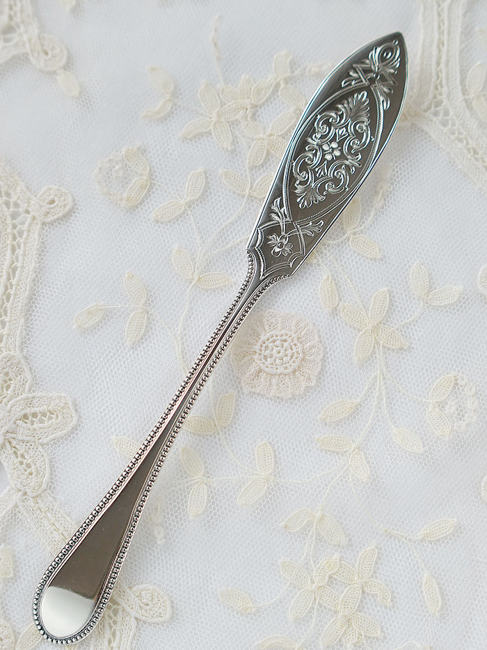 AeB[NVo[@o^[iCt antique silver butter knife