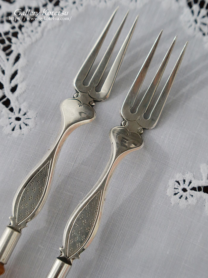 �A���e�B�[�N�V���o�[ antique silver agate handle cutlery