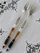 �V���o�[�e�B�[�Z�b�g