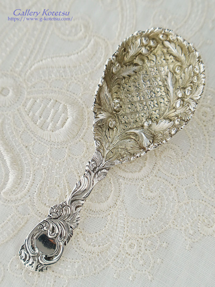 �A���e�B�[�N�V���o�[ antique silver caddy spoon