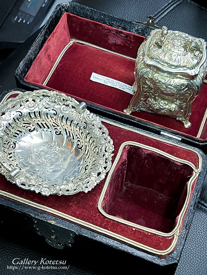 �A���e�B�[�N�V���o�[�@�e�B�[�L���f�B antique silver tea caddy �p����� sterling siver 