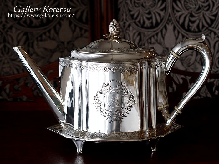 �p����� sterling siver antique silver tea pot �A���e�B�[�N�V���o�[�@�e�B�[�|�b�g