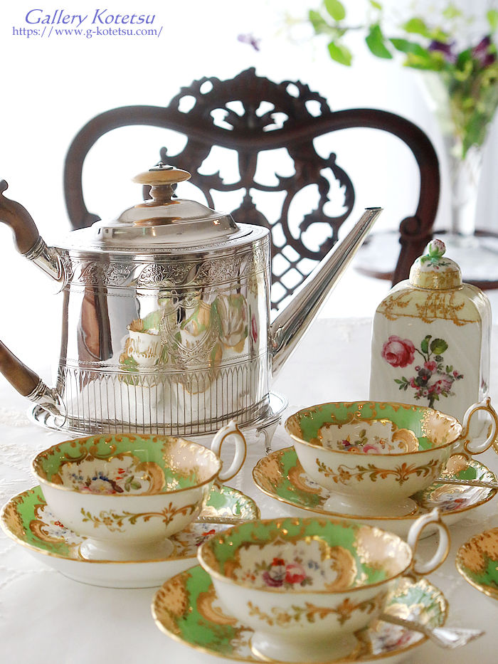 �p����� sterling siver antique silver tea pot �A���e�B�[�N�V���o�[�@�e�B�[�|�b�g