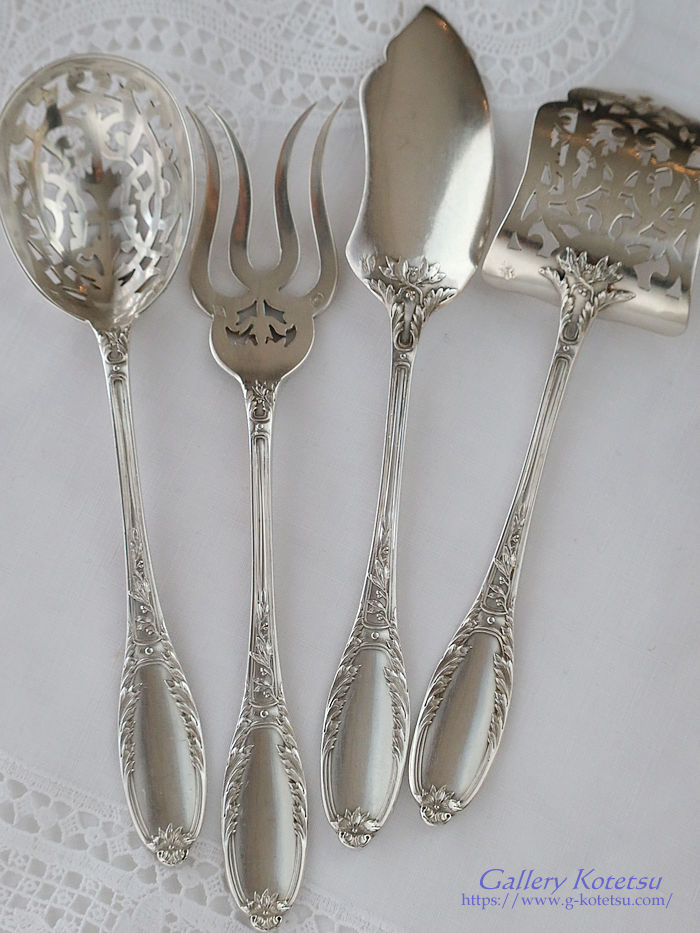 �t�����`�V���o�[�@antique silver dessert fork