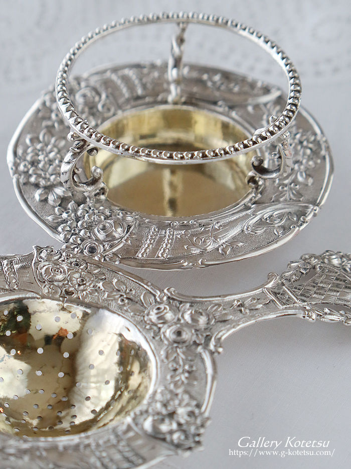 �e�B�[�X�g���[�i�[�@�A���e�B�[�N�V���o�[ tea syrainer antique silver