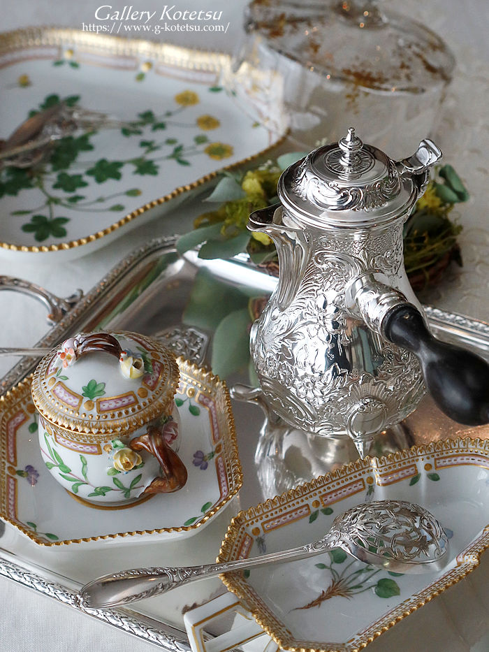 �A���e�B�[�N�V���o�[�@�`���R���[�g�|�b�g antique silver chocolate pot