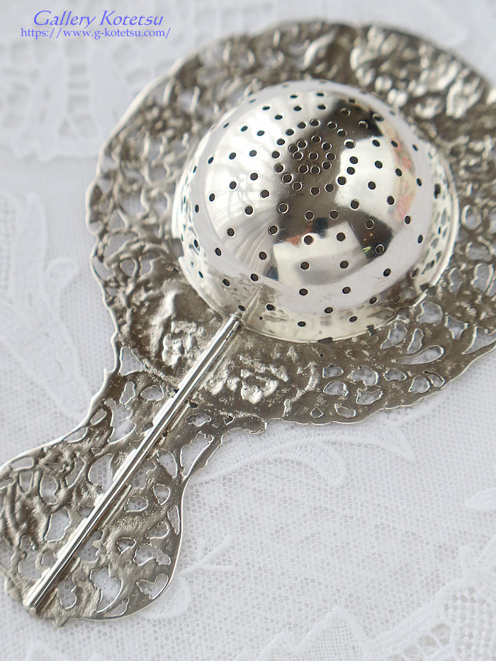 antique silver tea strainer �A���e�B�[�N�V���o�[�@�e�B�[�X�g���[�i�[