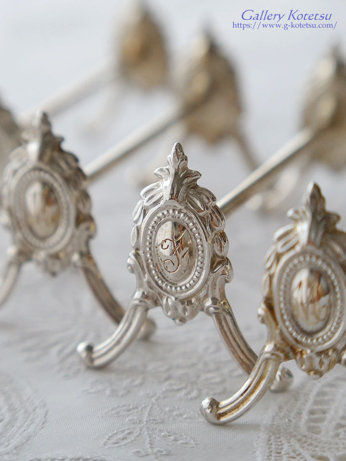 antique silver knife rest �A���e�B�[�N�V���o�[�@�i�C�t���X�g