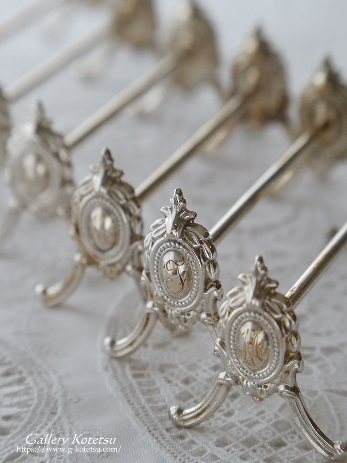 antique silver knife rest �A���e�B�[�N�V���o�[�@�i�C�t���X�g