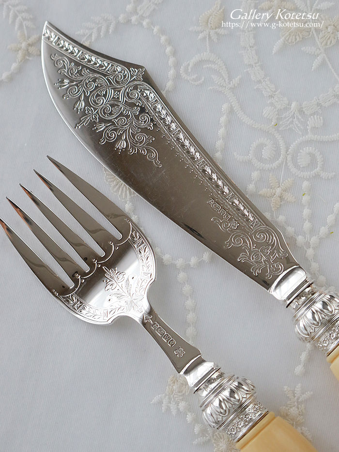 �A�C�{���[�i�C�t���t�H�[�N�@�A���e�B�[�N�V���o�[ ibory servingset antique silver 