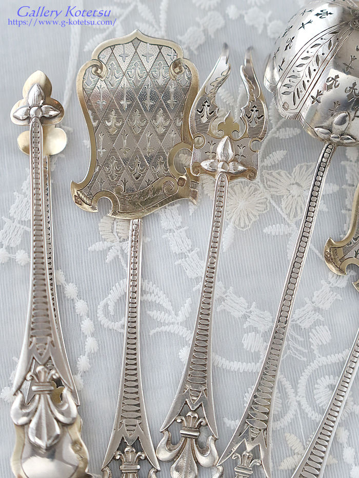 �t�����`�V���o�[�@antique silver dessert fork