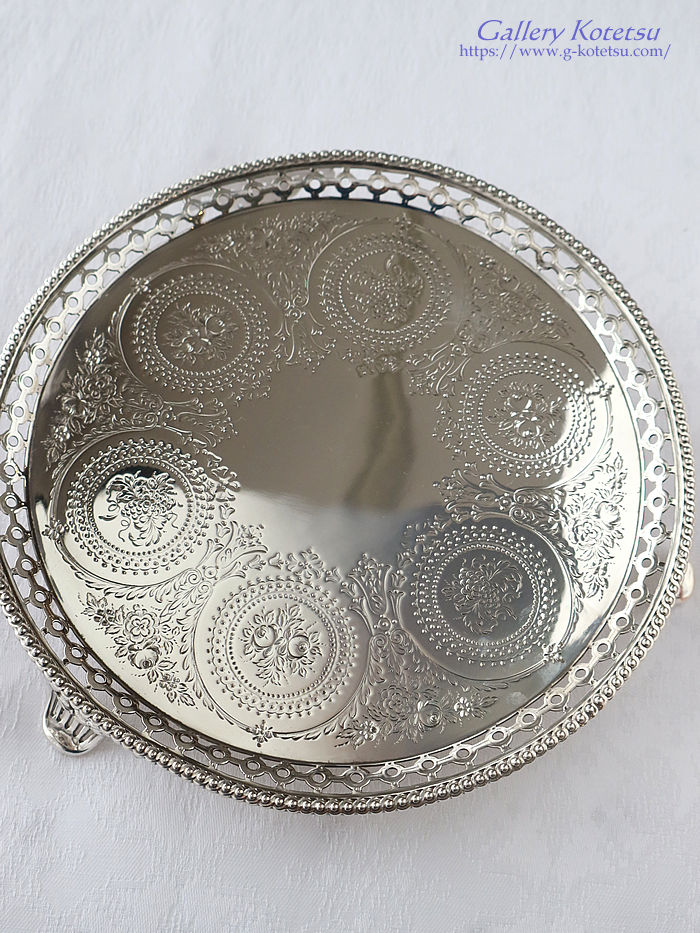 �V���o�[�T�����@ antique silver salver