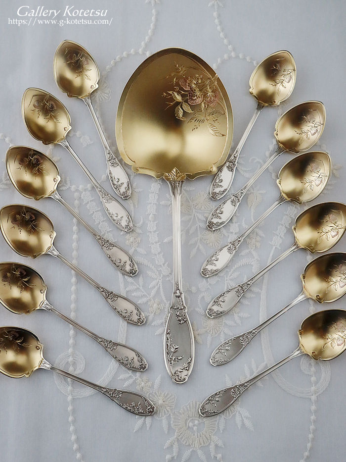 �t�����`�V���o�[ antique silver strawberry service