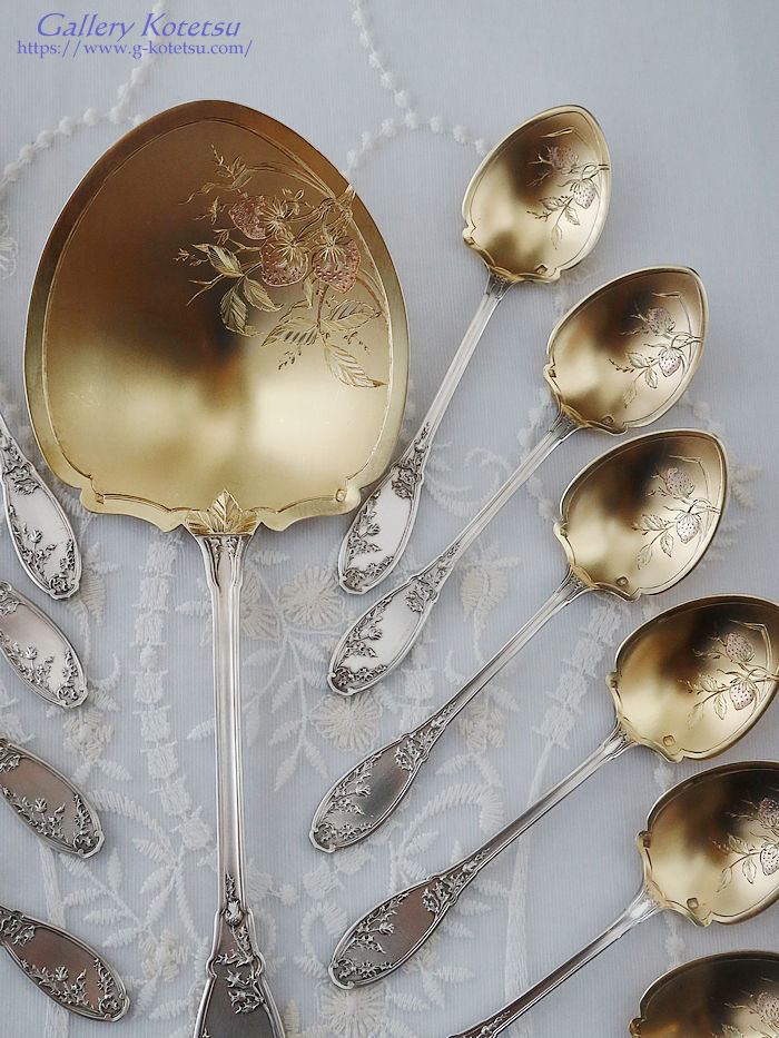 �t�����`�V���o�[ antique silver strawberry service