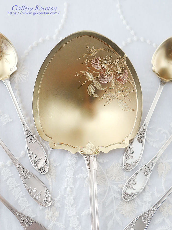 �t�����`�V���o�[ antique silver strawberry service