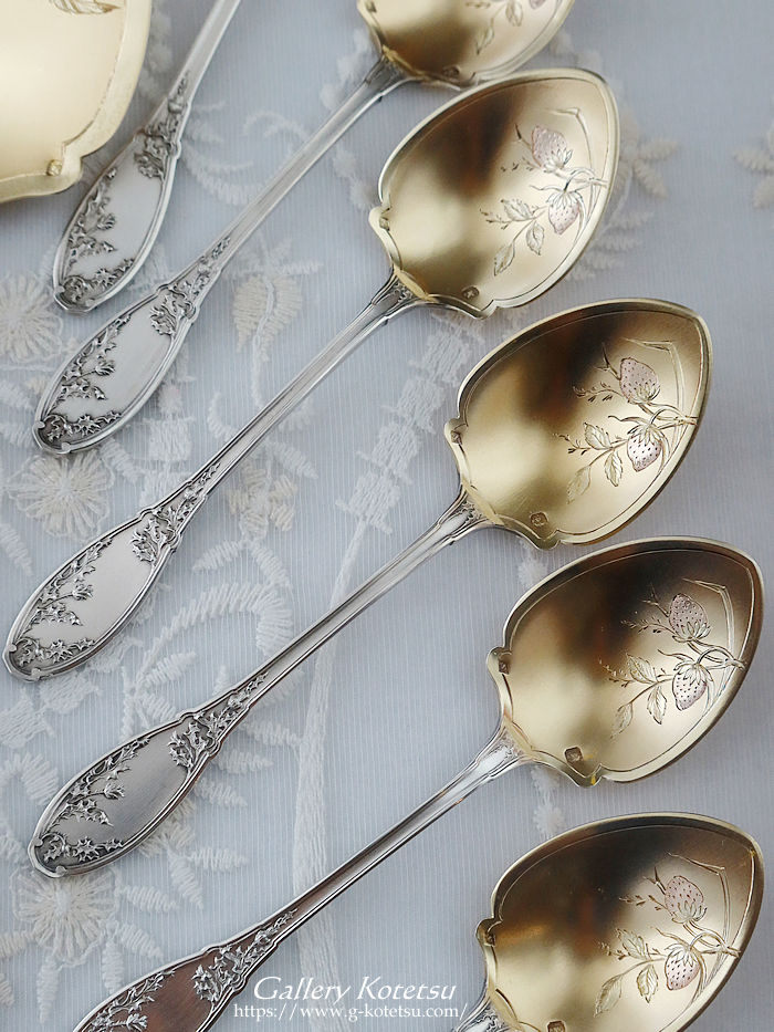 �t�����`�V���o�[ antique silver strawberry service