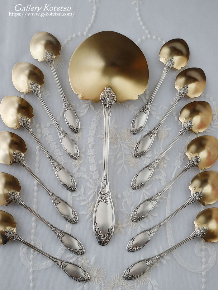�t�����`�V���o�[ antique silver strawberry service