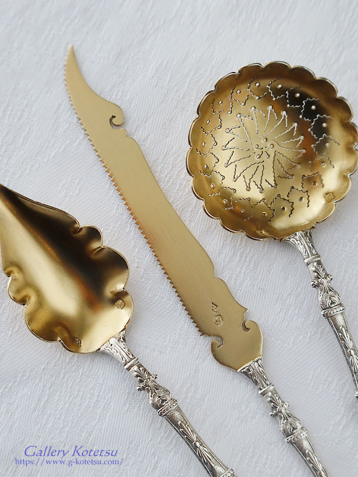 �t�����`�V���o�[ antique silver strawberry service